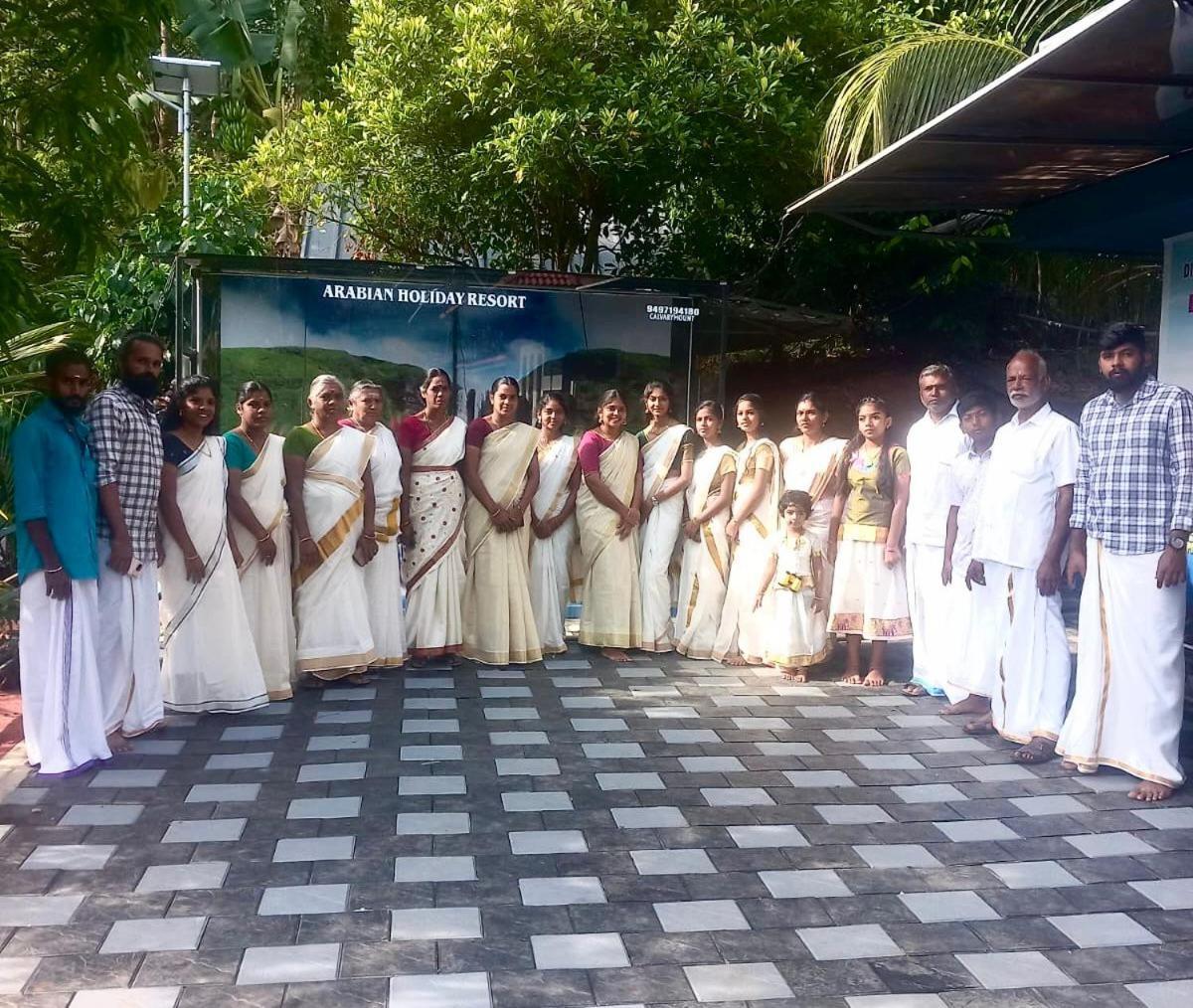 Arabian Holiday Resort With Swimming Pool In Idukki Calvary Mount エクステリア 写真