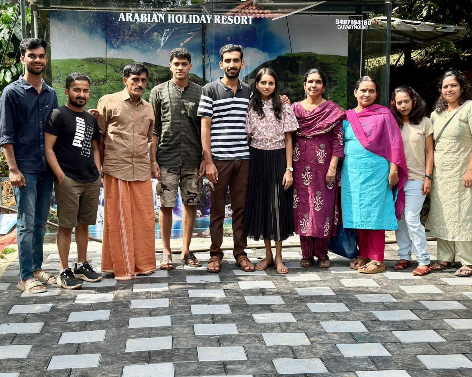 Arabian Holiday Resort With Swimming Pool In Idukki Calvary Mount エクステリア 写真