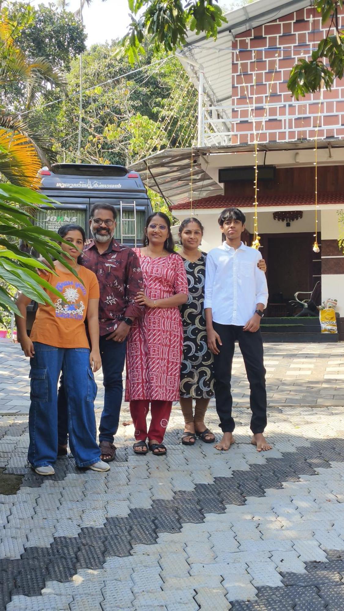 Arabian Holiday Resort With Swimming Pool In Idukki Calvary Mount エクステリア 写真